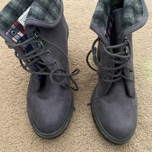 White Mountain lace up booties